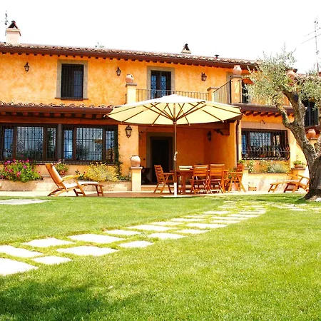 La Valle Dei Casali Com 3*