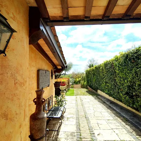 Bed and breakfast La Valle Dei Casali Con Piscina E Natura A Roma