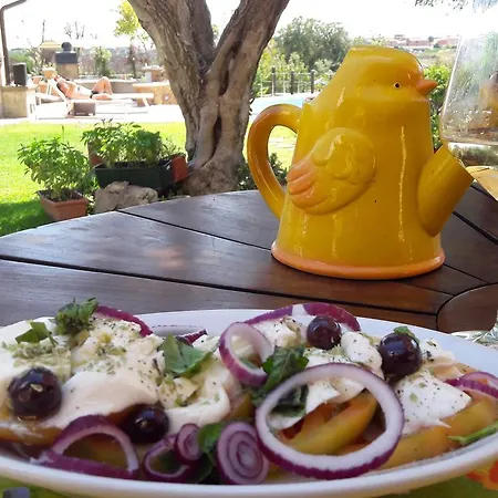 Bed & Breakfast La Valle Dei Casali Com 3*