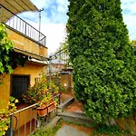 Bed & Breakfast La Valle Dei Casali Boutique 4*