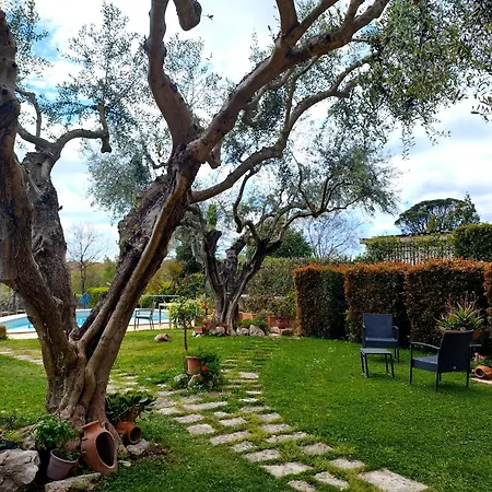 La Valle Dei Casali Com Frühstückspension Rom